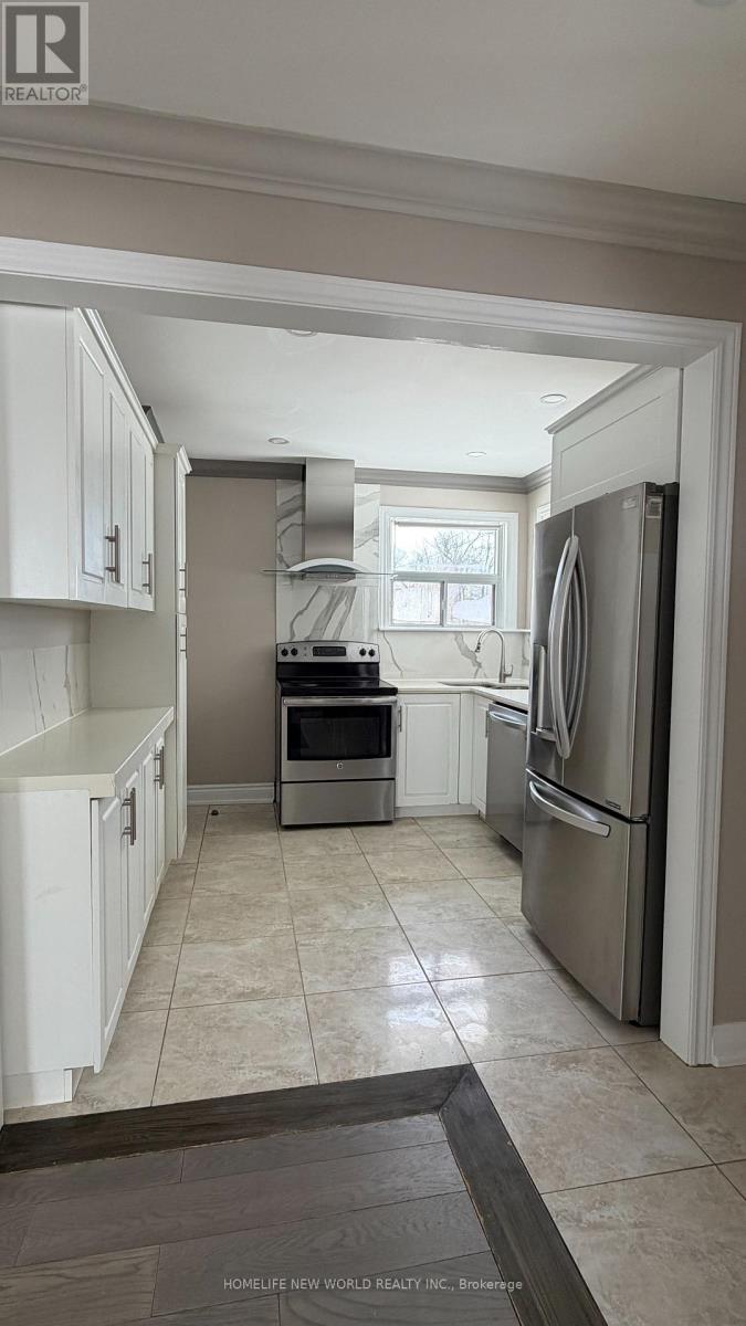 Main - 5 Rockport Crescent, Richmond Hill, Ontario  L4C 2L5 - Photo 6 - N12835758