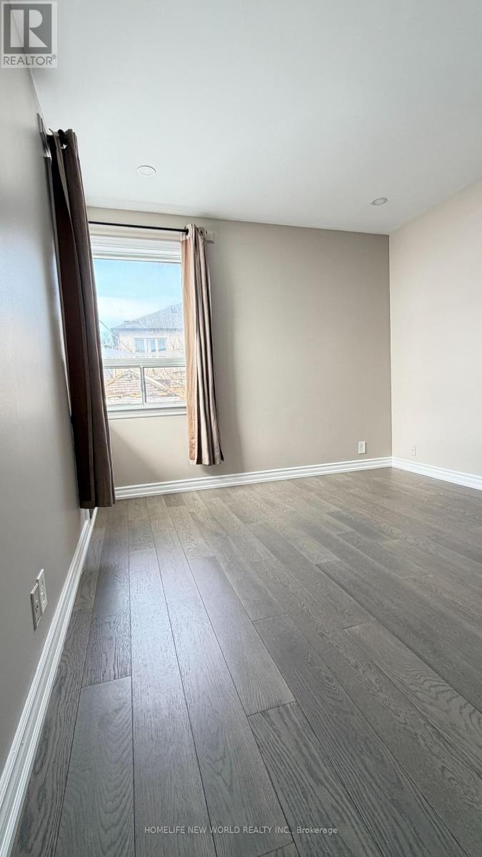 Main - 5 Rockport Crescent, Richmond Hill, Ontario  L4C 2L5 - Photo 9 - N12835758