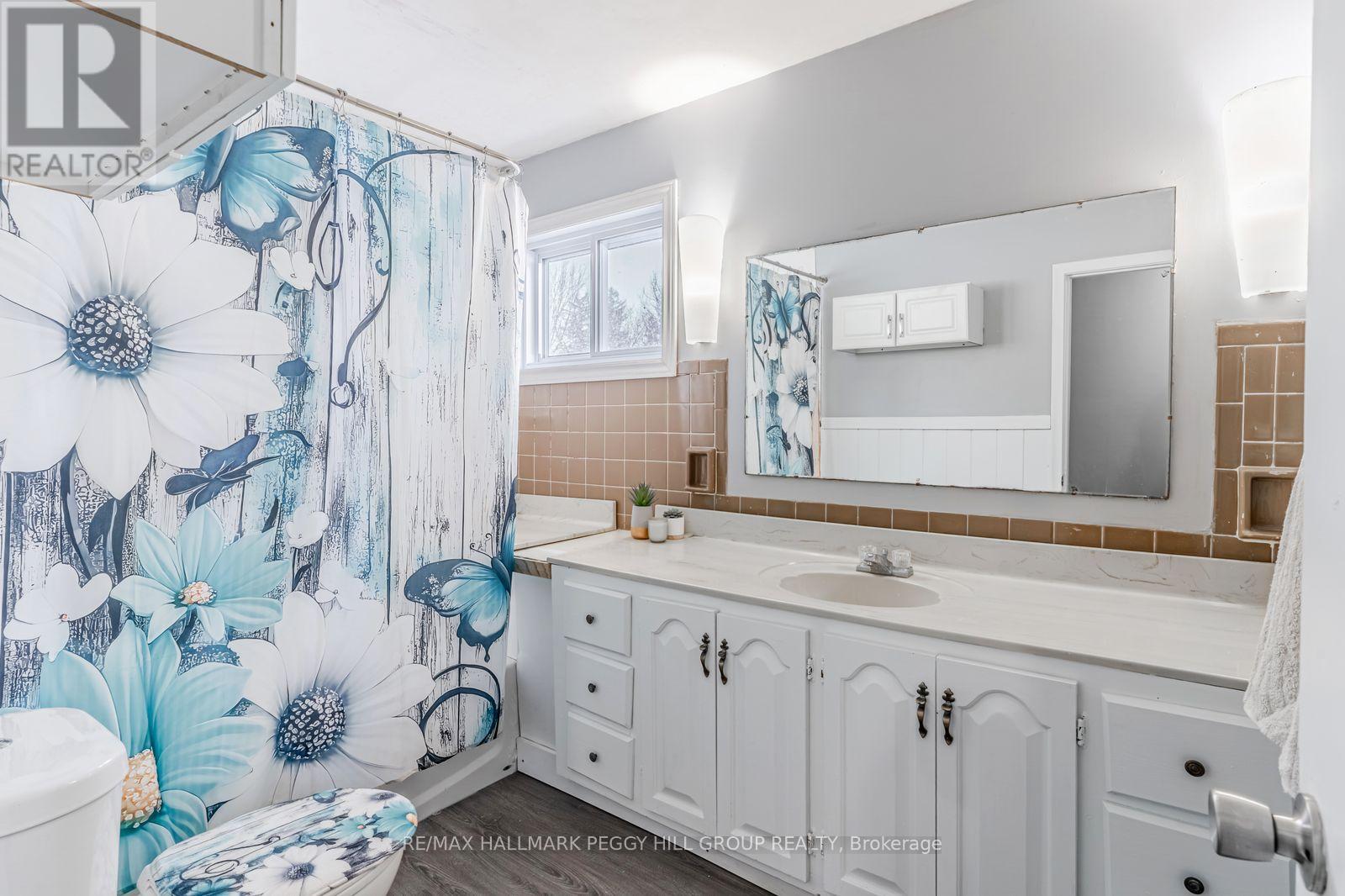 90 Queen Street E, Springwater (Elmvale), Ontario  L0L 1P0 - Photo 11 - S12835578