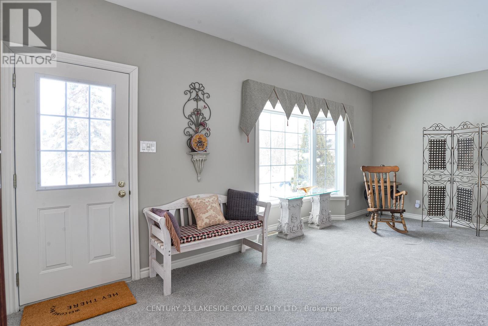 2811 Stephen Drive, Ramara, Ontario  L0K 1B0 - Photo 12 - S12835648