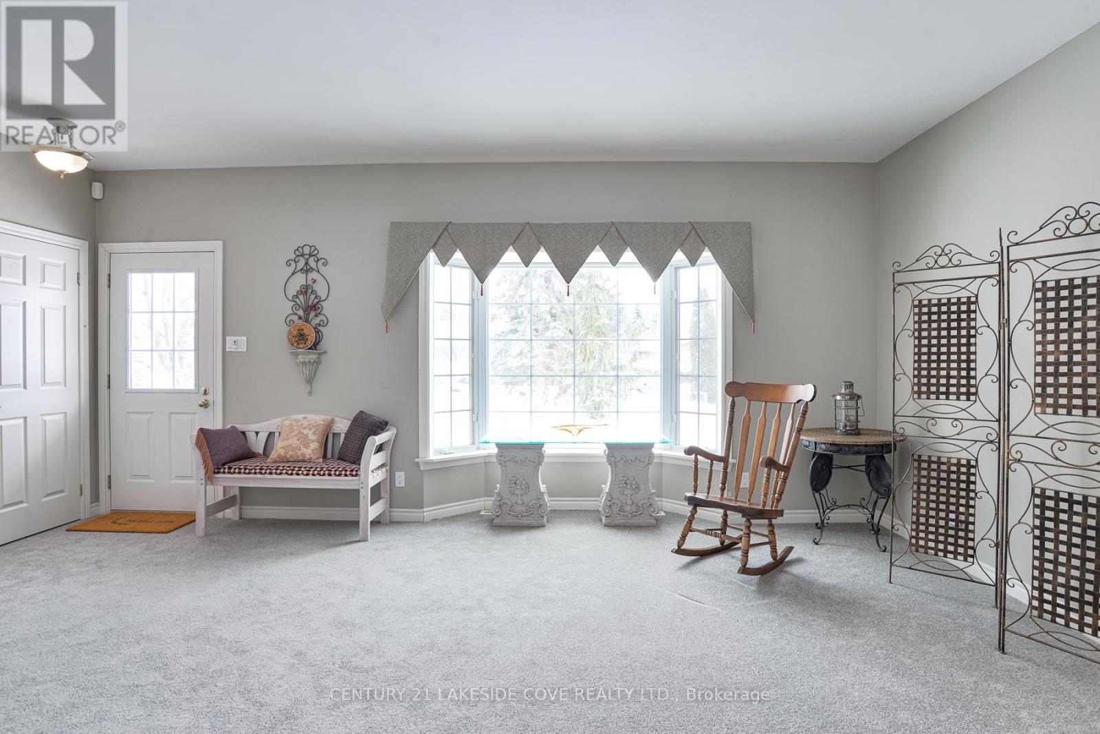 2811 Stephen Drive, Ramara, Ontario  L0K 1B0 - Photo 13 - S12835648