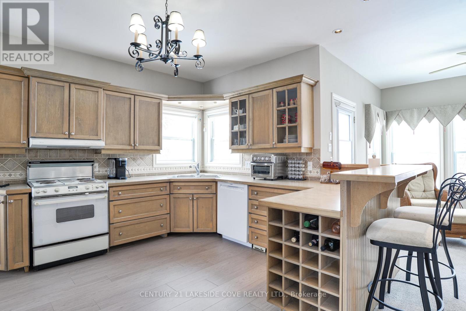 2811 Stephen Drive, Ramara, Ontario  L0K 1B0 - Photo 6 - S12835648