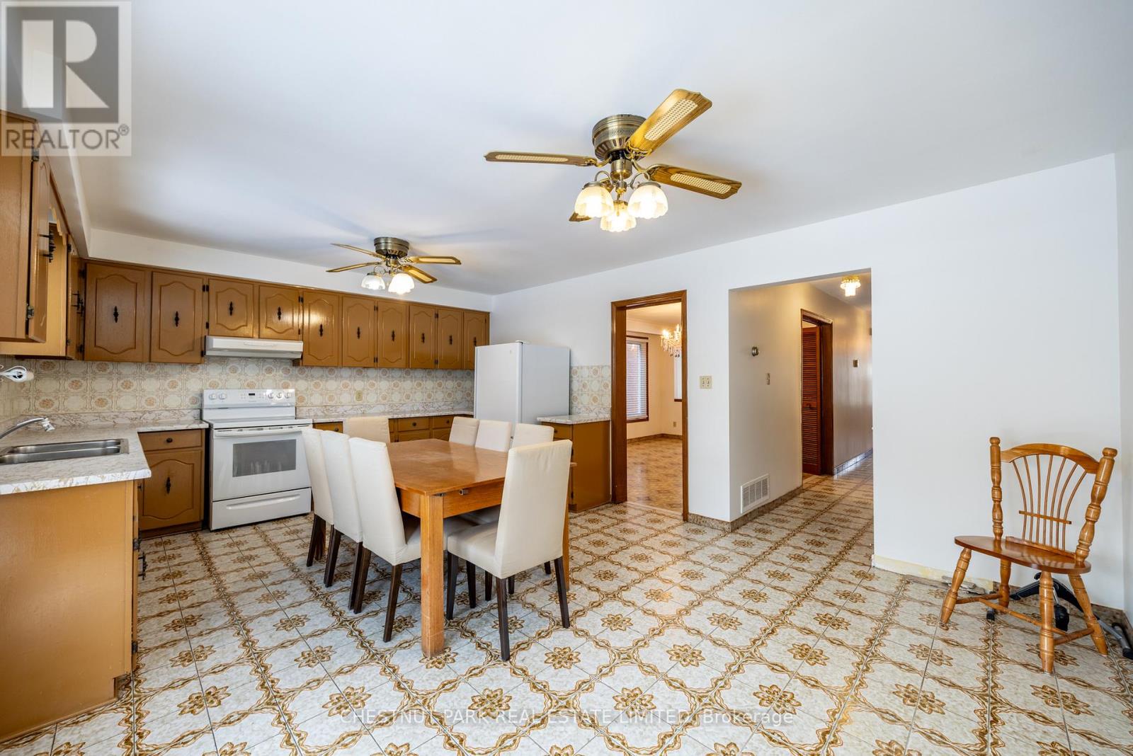 49 Woodville Avenue, Toronto, Ontario  M4K 2J5 - Photo 4 - E12821146