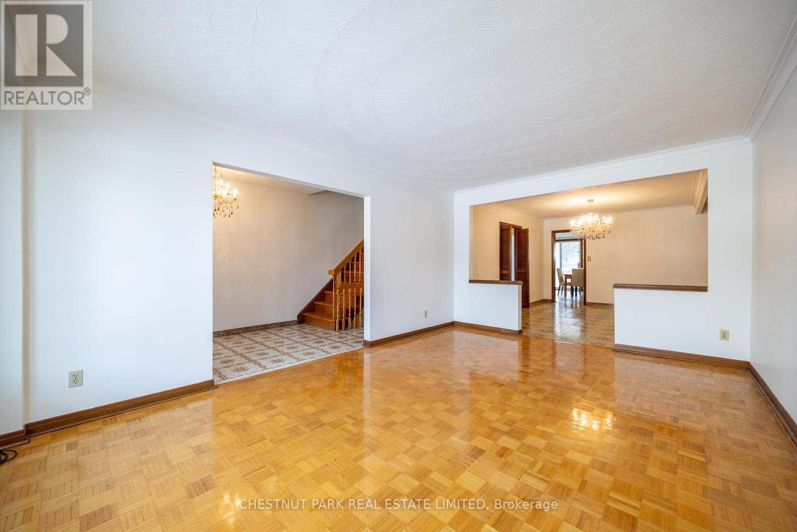 49 Woodville Avenue, Toronto, Ontario  M4K 2J5 - Photo 10 - E12821146