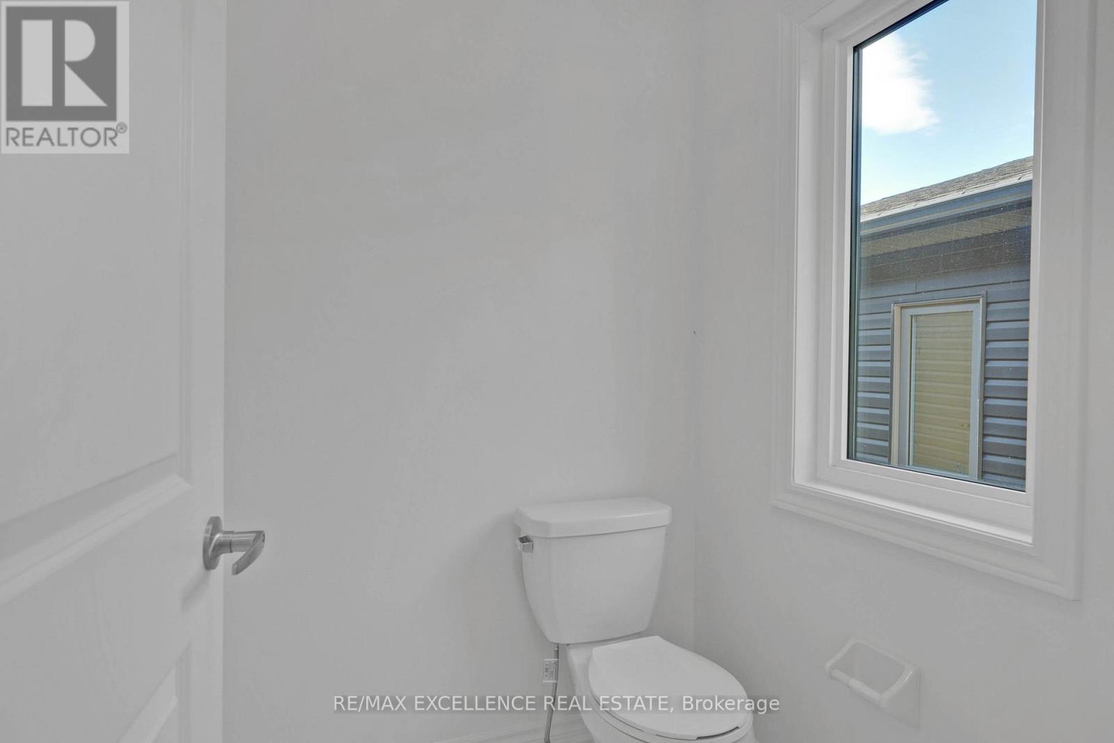 91 Berkely Street, Wasaga Beach, Ontario  L9Z 2N6 - Photo 20 - S12828856