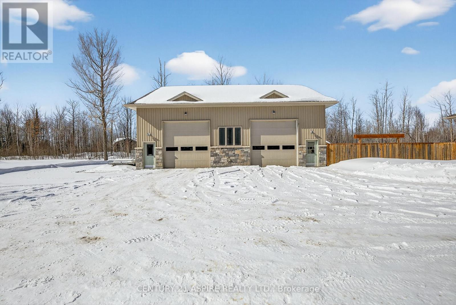 192 Hila Road, Whitewater Region, Ontario K8A 6W3 - Photo 3 - X12832274