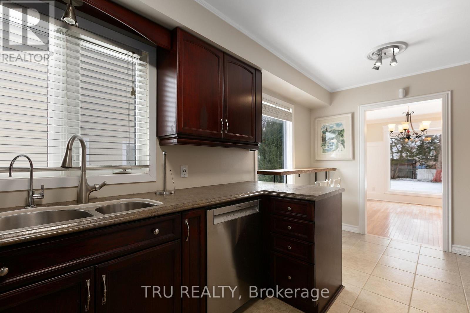 1078 St Emmanuel Terrace, Ottawa, Ontario  K1C 2J7 - Photo 15 - X12686320