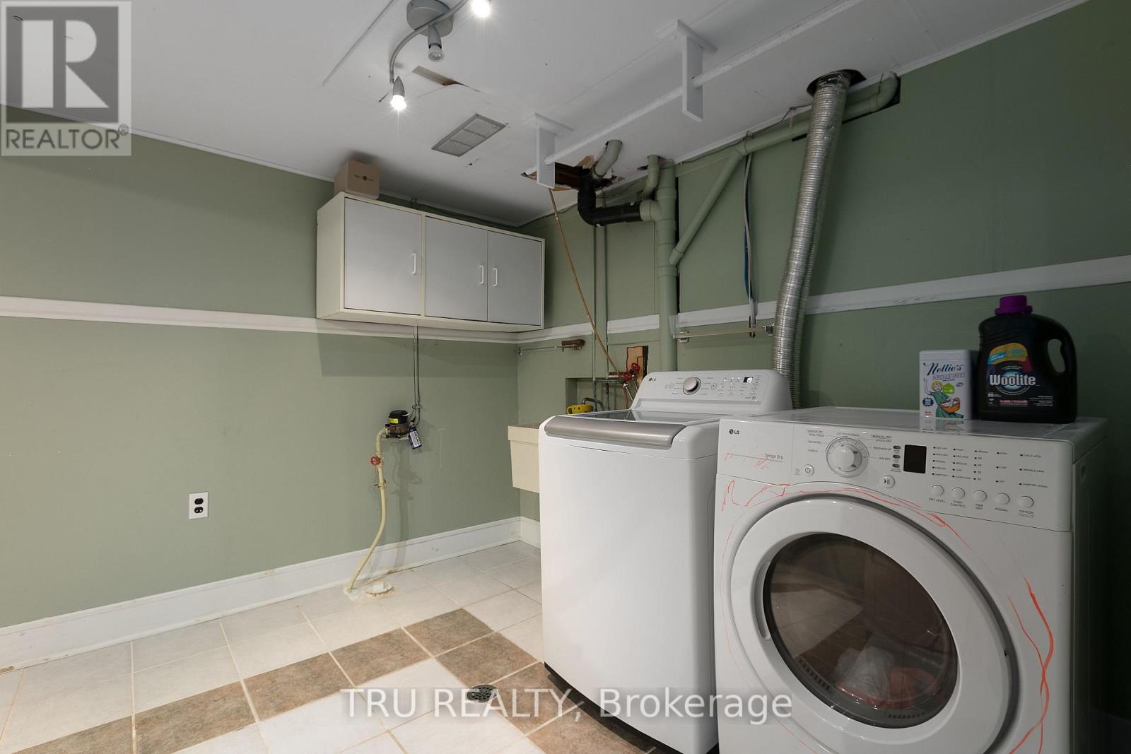 1078 St Emmanuel Terrace, Ottawa, Ontario  K1C 2J7 - Photo 36 - X12686320