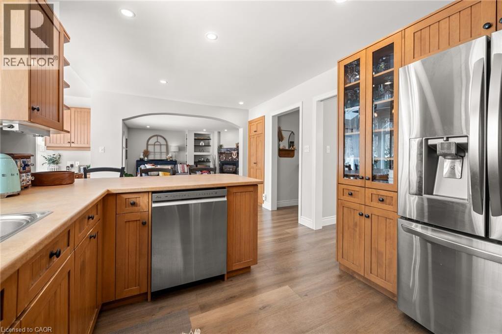 29 Muskoka Court, Kitchener, Ontario  N2B 3M2 - Photo 19 - 40806535