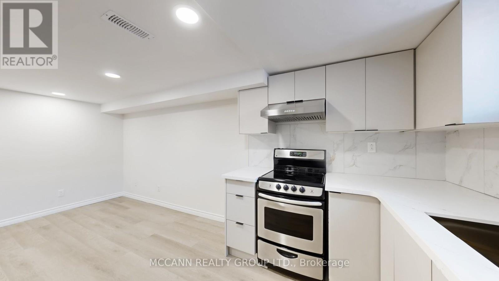 274 Boon Avenue, Toronto, Ontario  M6E 3Z9 - Photo 8 - W12835558