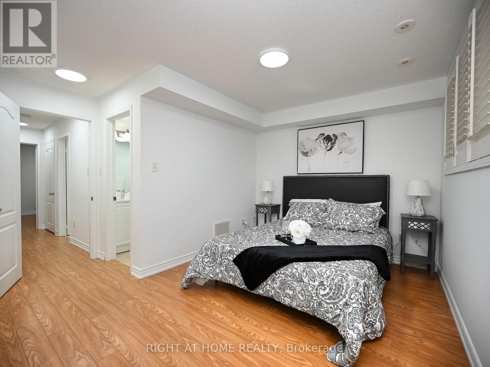 25 - 3250 Bentley Drive, Mississauga, Ontario  L5M 6V8 - Photo 37 - W12835580