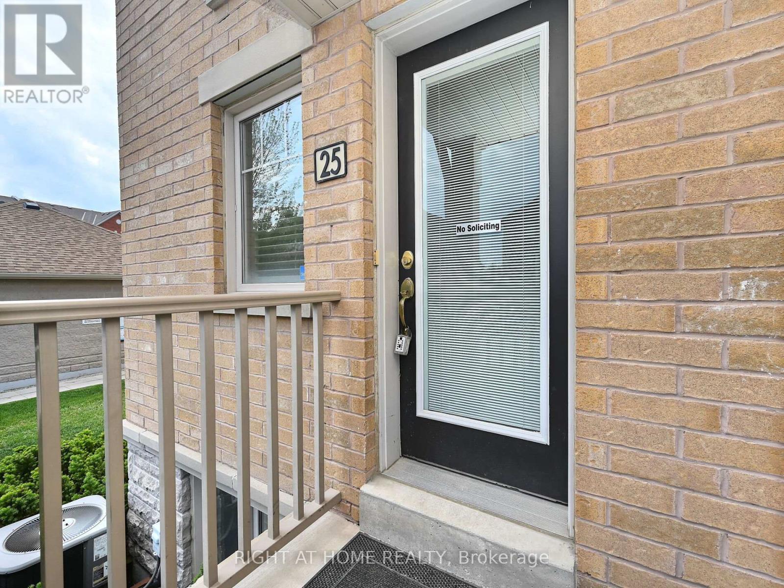25 - 3250 Bentley Drive, Mississauga, Ontario  L5M 6V8 - Photo 4 - W12835580