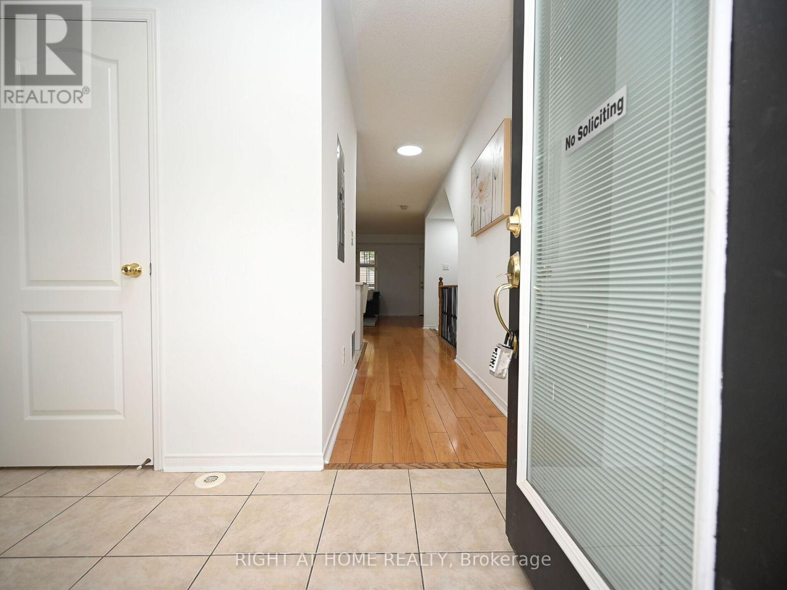 25 - 3250 Bentley Drive, Mississauga, Ontario  L5M 6V8 - Photo 5 - W12835580