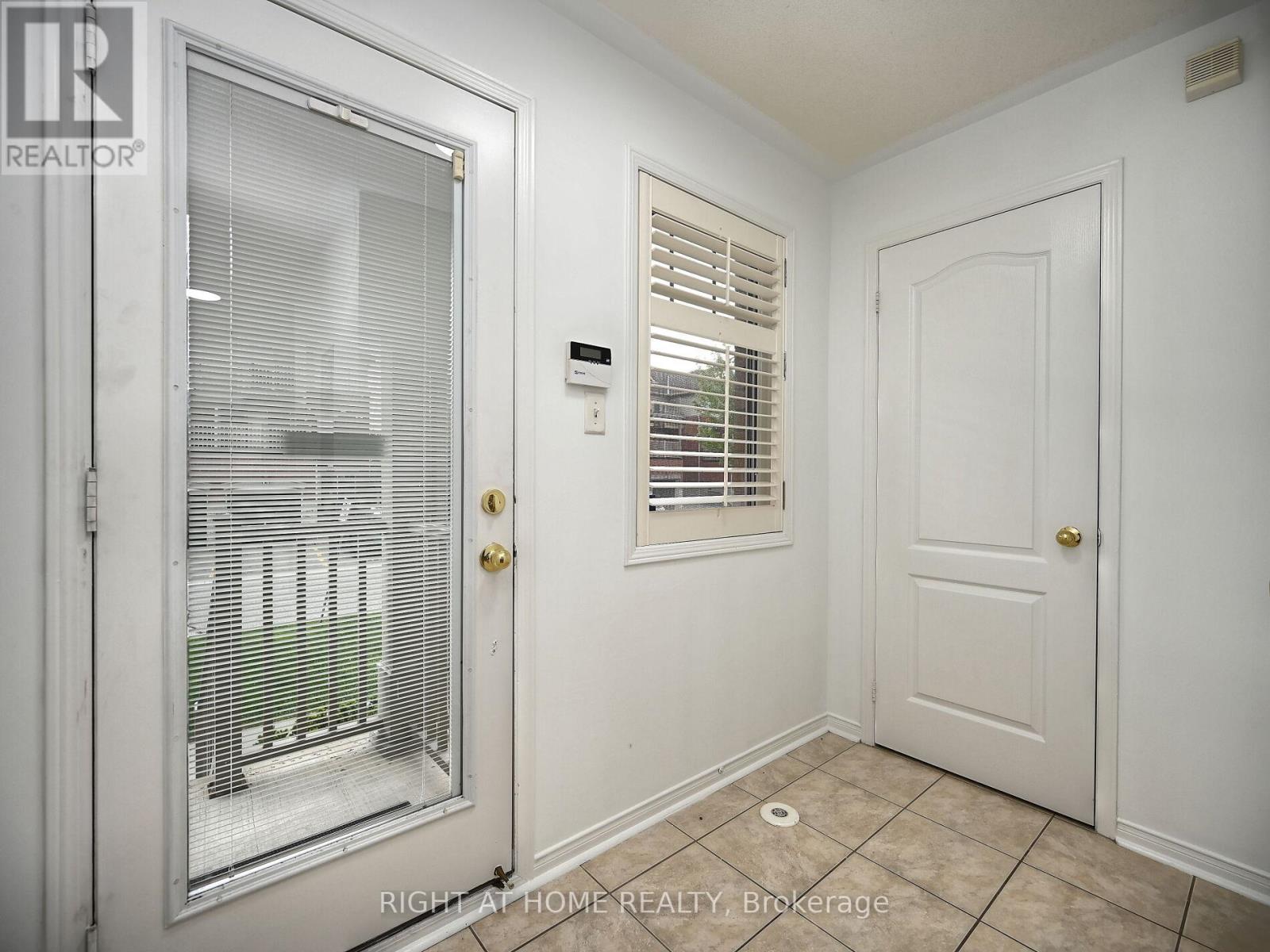 25 - 3250 Bentley Drive, Mississauga, Ontario  L5M 6V8 - Photo 6 - W12835580