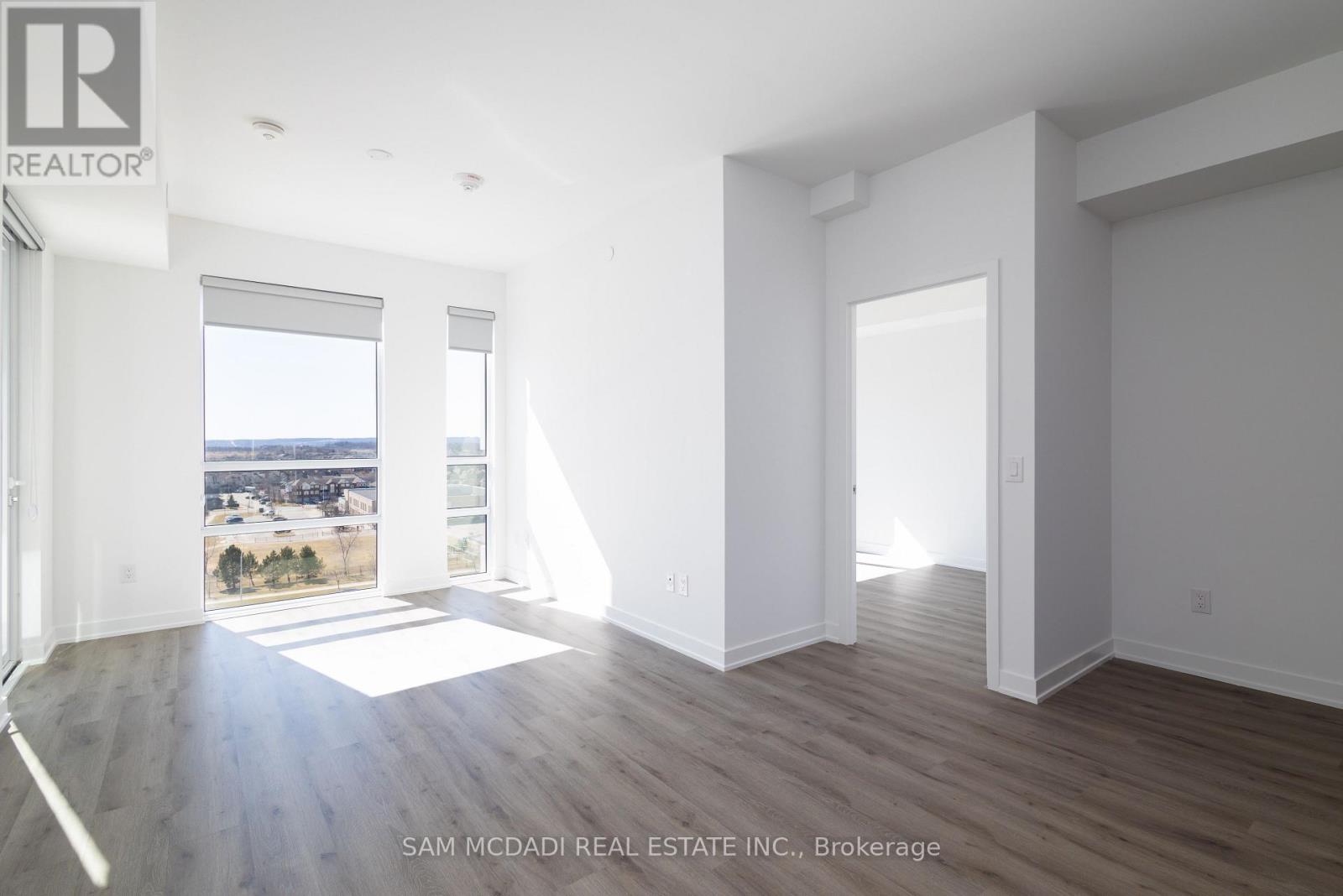 703 - 3005 Pine Glen Road, Oakville, Ontario  L6M 5P5 - Photo 7 - W12835582