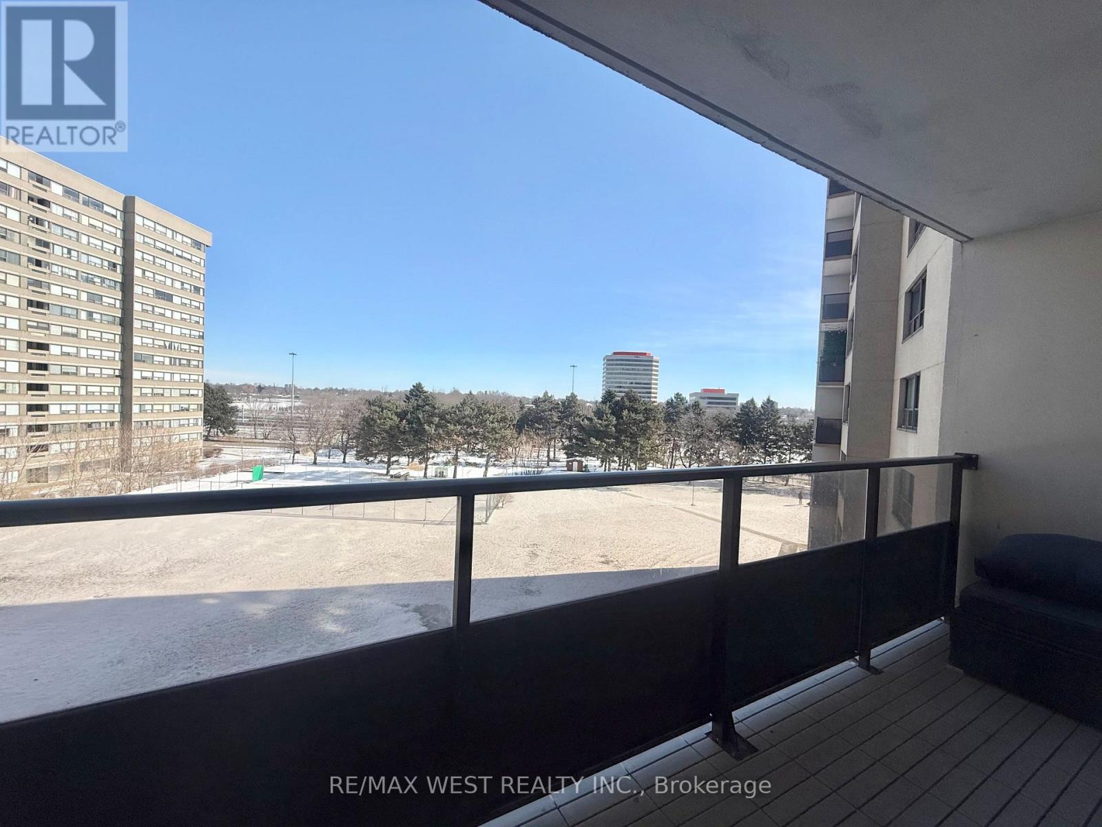 522 - 451 The West Mall, Toronto, Ontario  M9C 1G1 - Photo 16 - W12835586