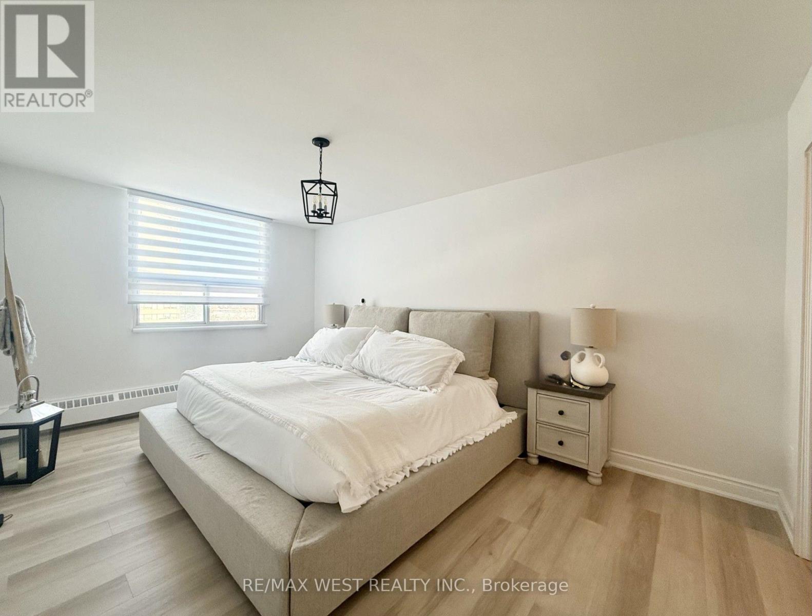 522 - 451 The West Mall, Toronto, Ontario  M9C 1G1 - Photo 8 - W12835586