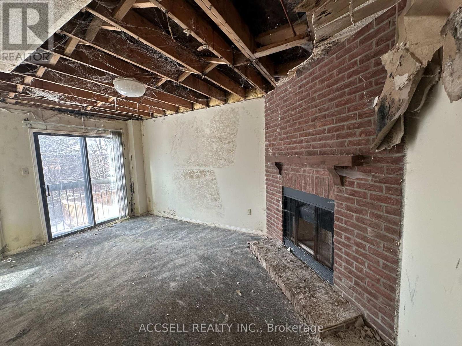 6255 Camgreen Circle, Mississauga, Ontario  L5N 4M5 - Photo 11 - W12835614