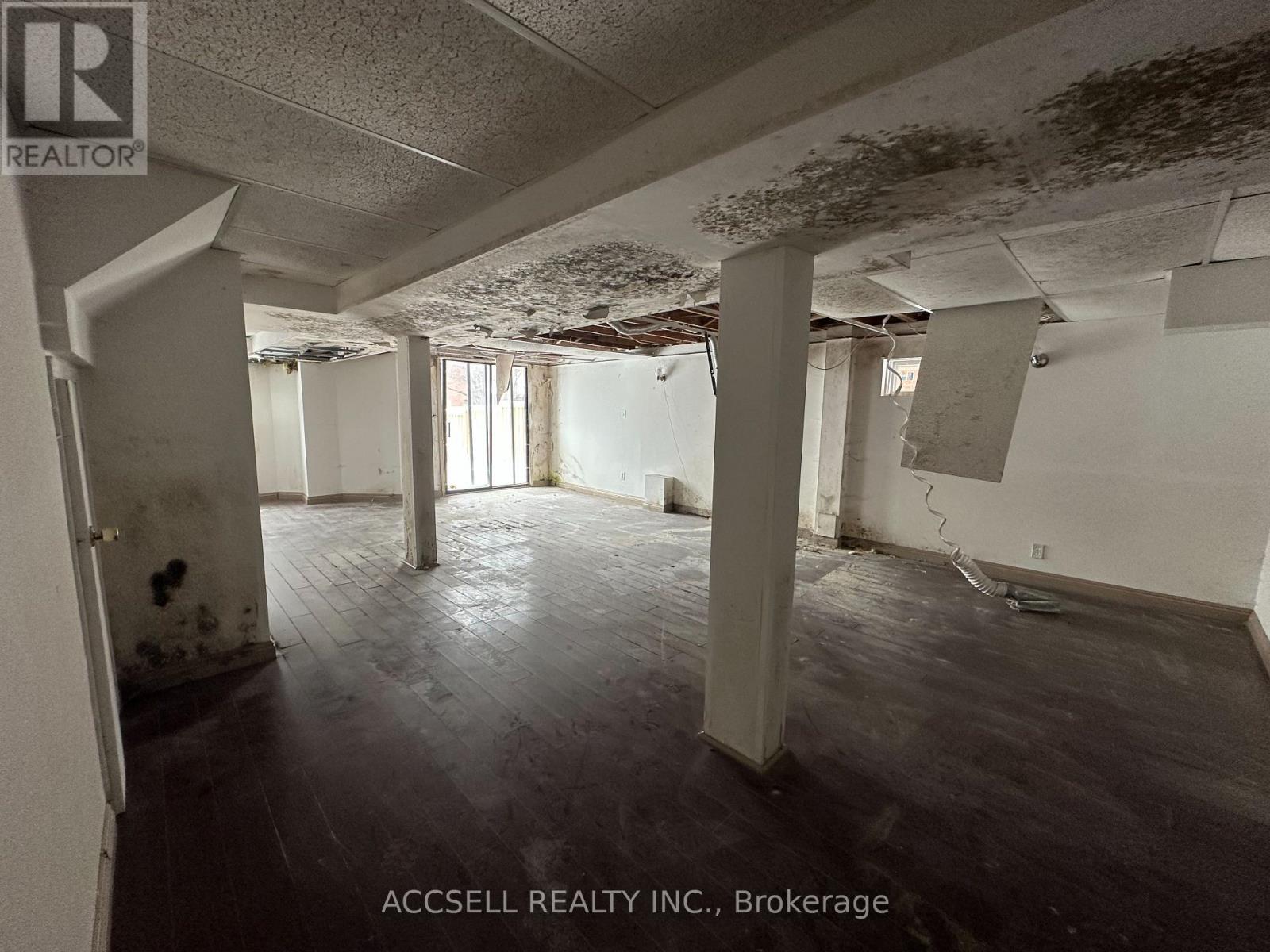 6255 Camgreen Circle, Mississauga, Ontario  L5N 4M5 - Photo 26 - W12835614