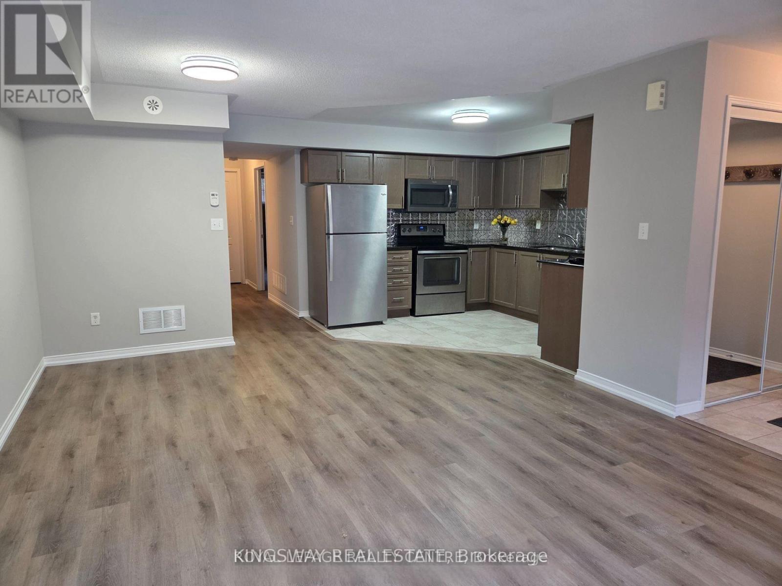 19 - 2472 Post Road S, Oakville, Ontario  L6H 0K1 - Photo 7 - W12835632