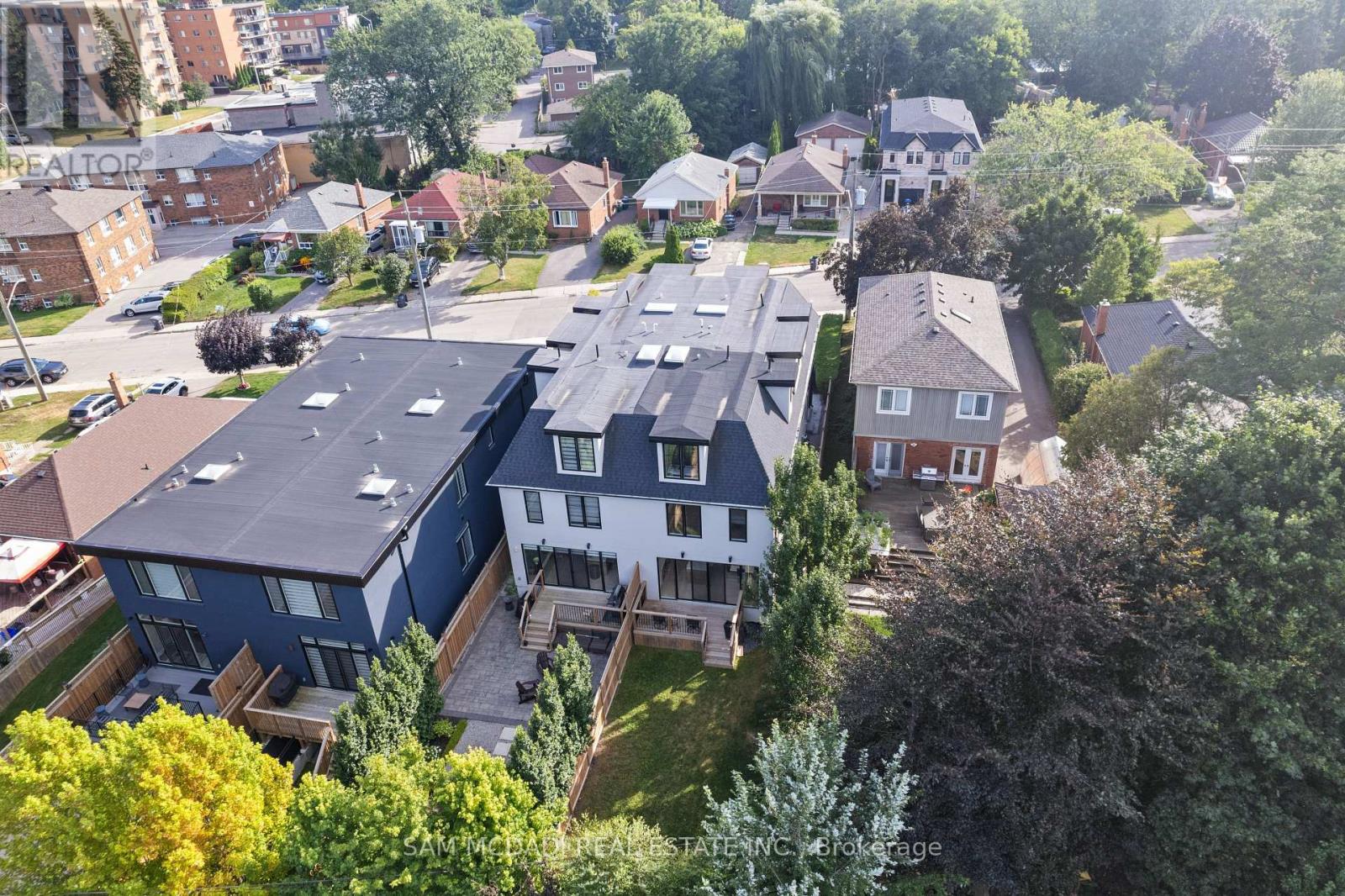 11b Maple Avenue N, Mississauga, Ontario  L5H 2R9 - Photo 48 - W12835638