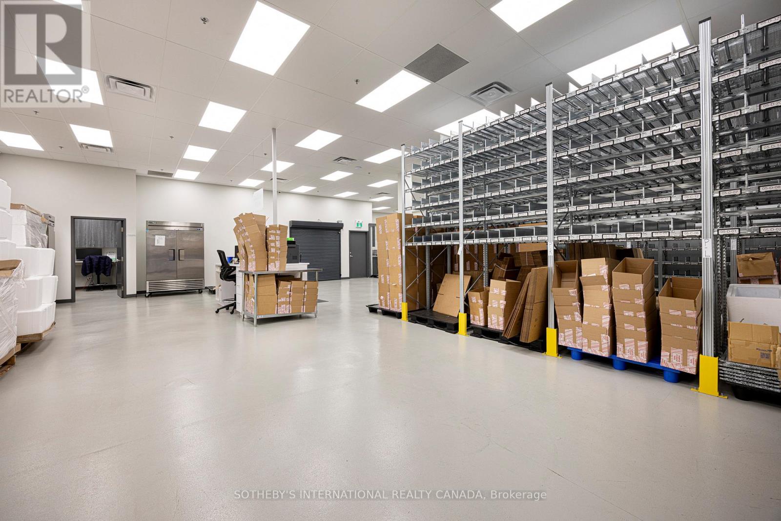 18b-19b - 755 Queensway E, Mississauga, Ontario  L4Y 4C5 - Photo 15 - W12835682