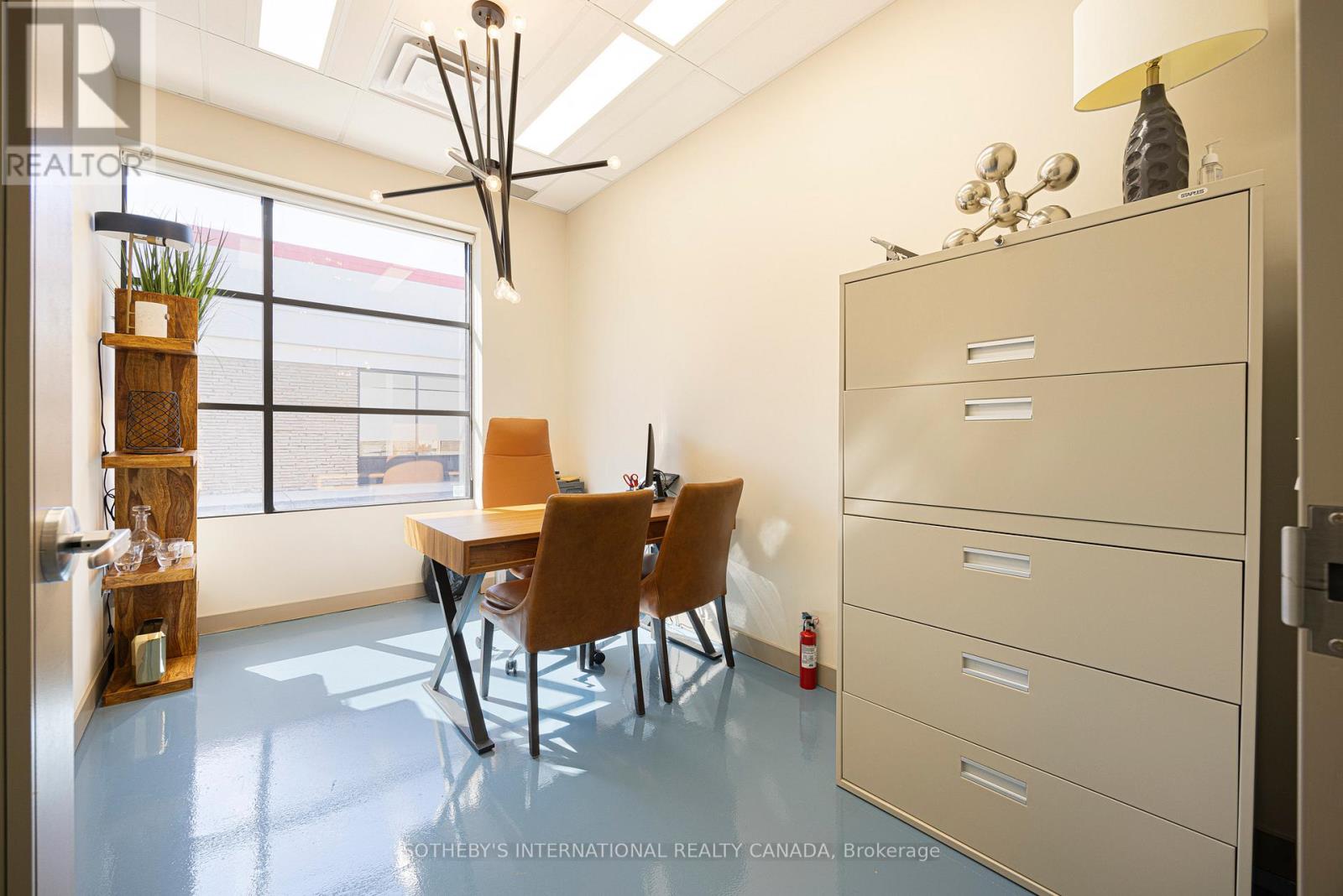 18b-19b - 755 Queensway E, Mississauga, Ontario  L4Y 4C5 - Photo 8 - W12835682