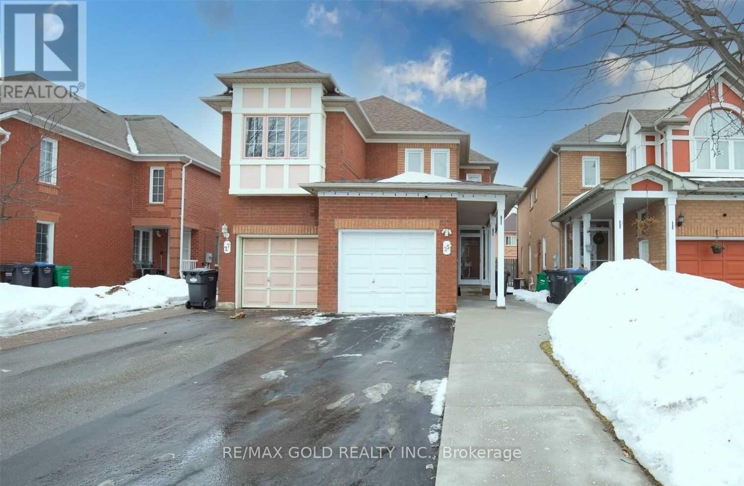 25 CLOVER BLOOM ROAD, Brampton, Ontario