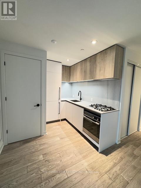 413 - 2625 Dundas Street W, Toronto, Ontario  M6P 0C5 - Photo 3 - W12835686