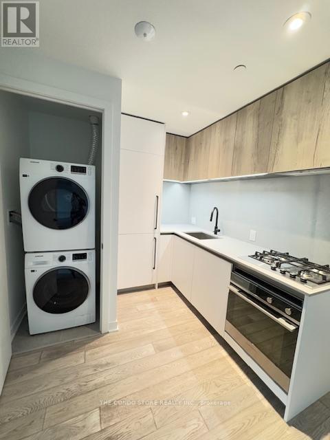 413 - 2625 Dundas Street W, Toronto, Ontario  M6P 0C5 - Photo 4 - W12835686