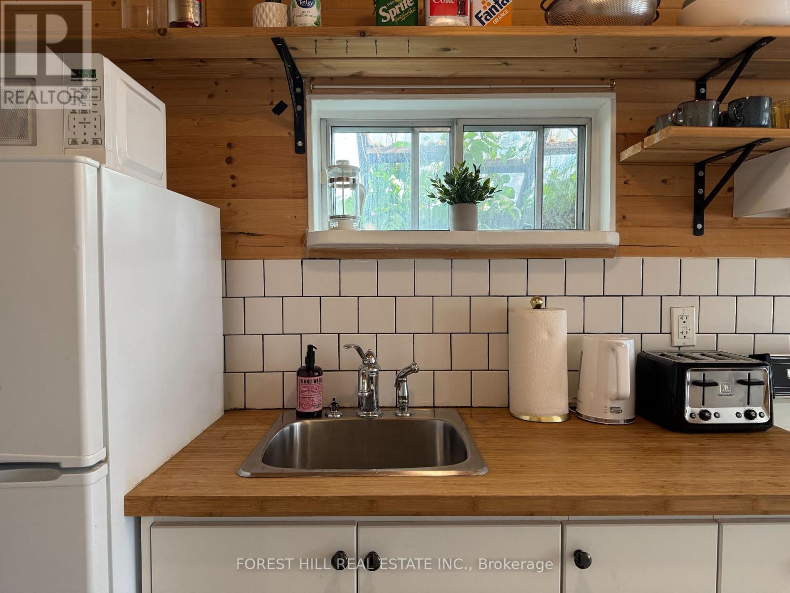 325 Westmoreland Avenue N, Toronto, Ontario M6H 3A6 - Photo 6 - W12835734