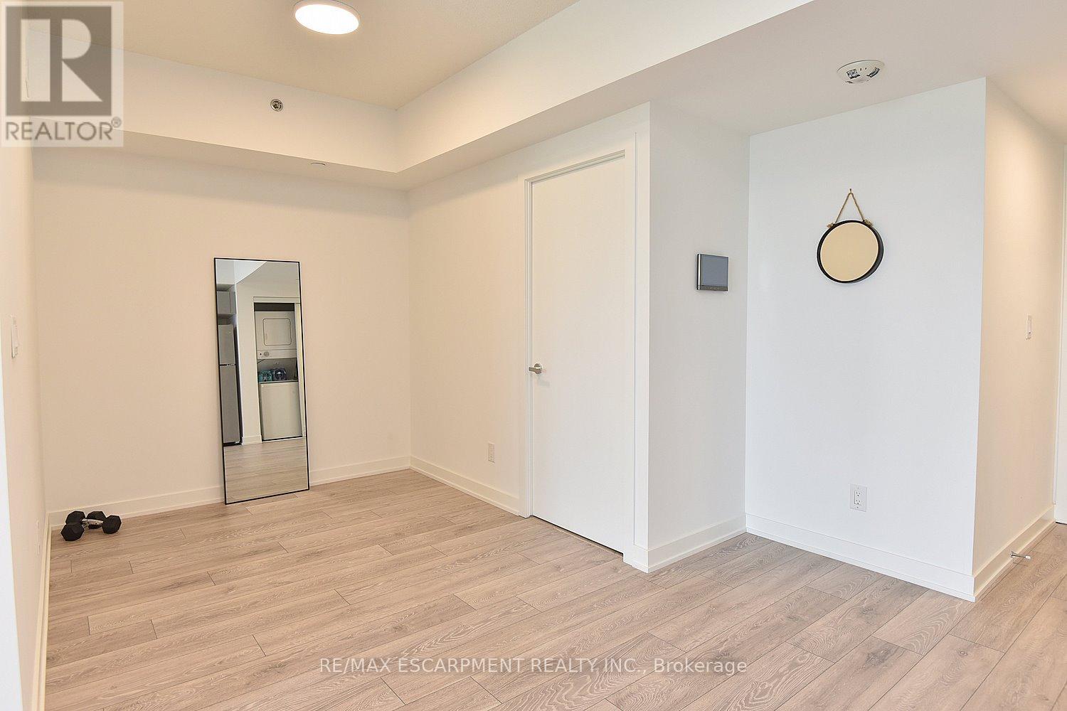 B1006 - 3200 Dakota Common, Burlington, Ontario  L7M 2A7 - Photo 14 - W12835766