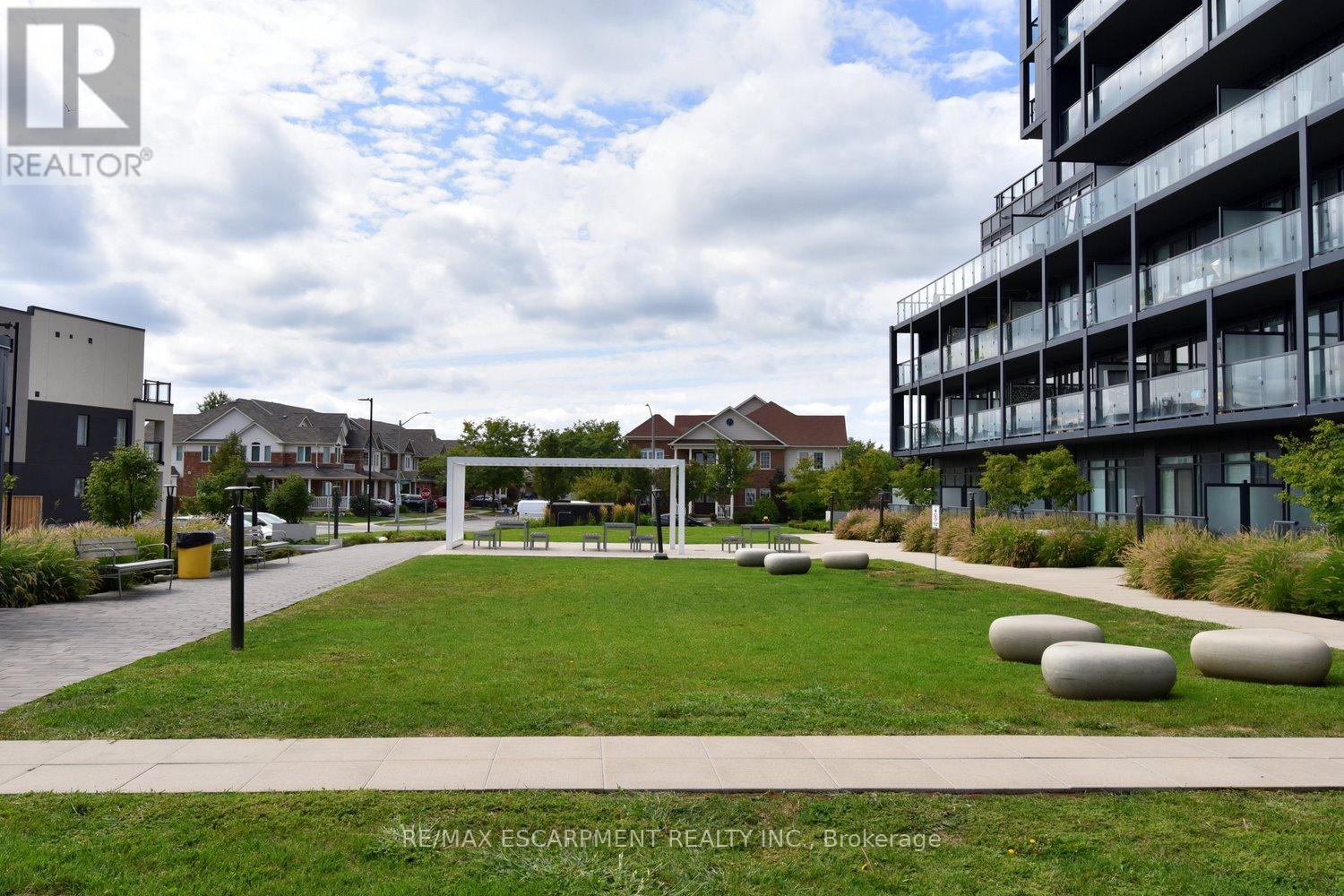 B1006 - 3200 Dakota Common, Burlington, Ontario  L7M 2A7 - Photo 30 - W12835766