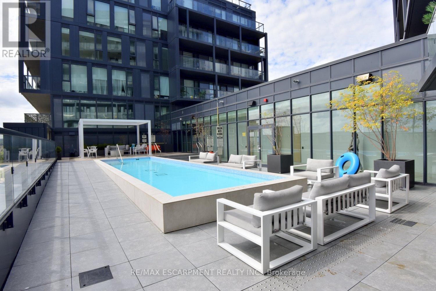 B1006 - 3200 Dakota Common, Burlington, Ontario  L7M 2A7 - Photo 35 - W12835766