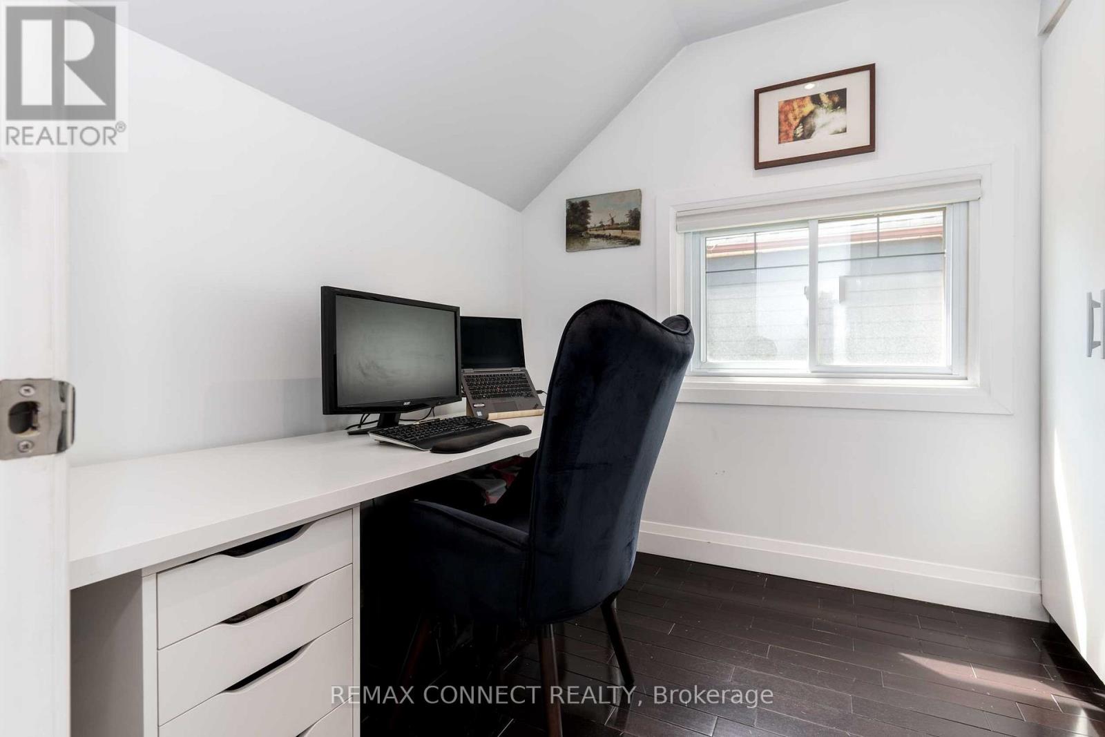 754 Windermere Avenue, Toronto, Ontario  M6S 3M6 - Photo 27 - W12835834