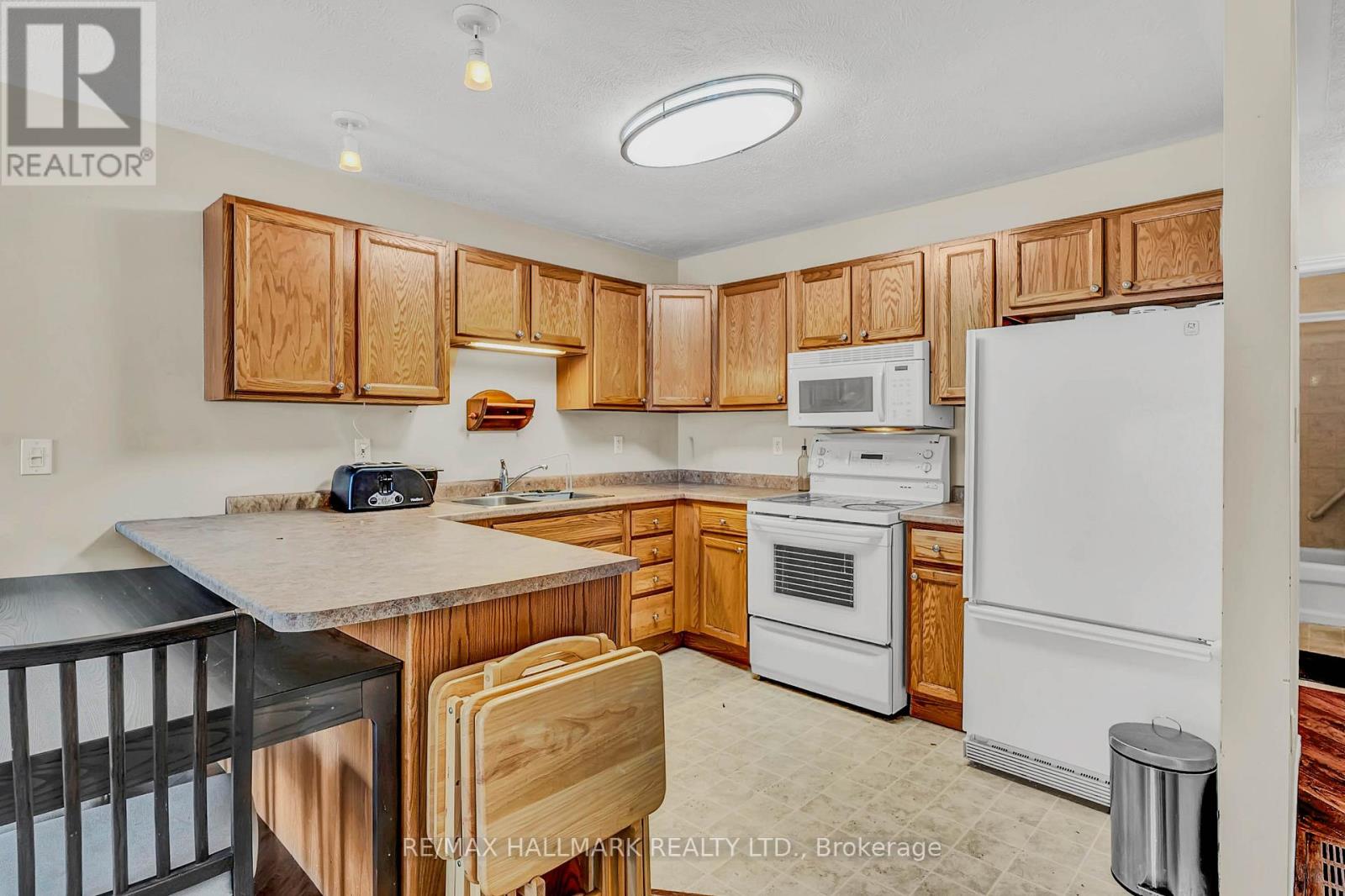 2 - 58 Waterloo Street, Brantford, Ontario  N3T 3R8 - Photo 7 - X12835564