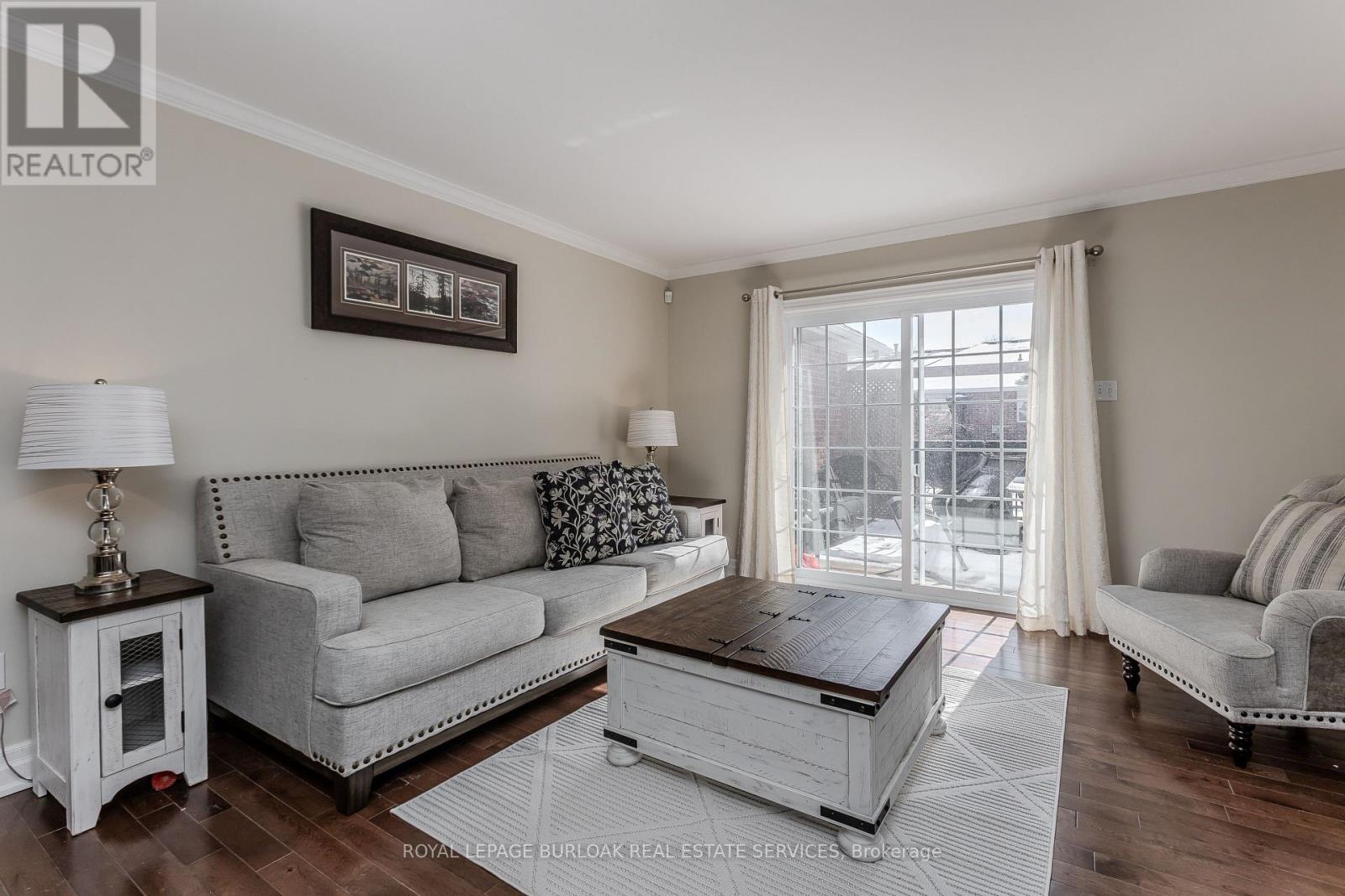 26 - 20 Meadowlands Boulevard, Hamilton, Ontario  L9K 1J5 - Photo 7 - X12835606