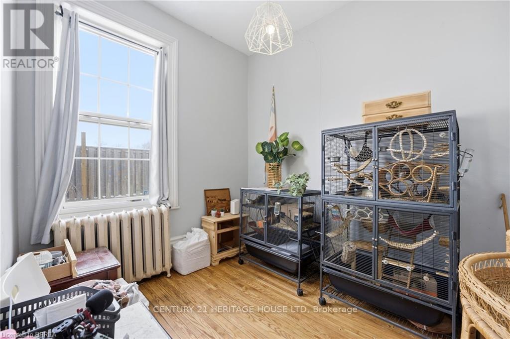 220 Nelson Street, Brantford, Ontario  N3S 4C1 - Photo 12 - X12835650