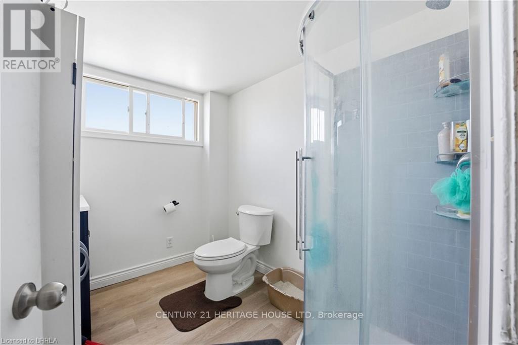 220 Nelson Street, Brantford, Ontario  N3S 4C1 - Photo 20 - X12835650