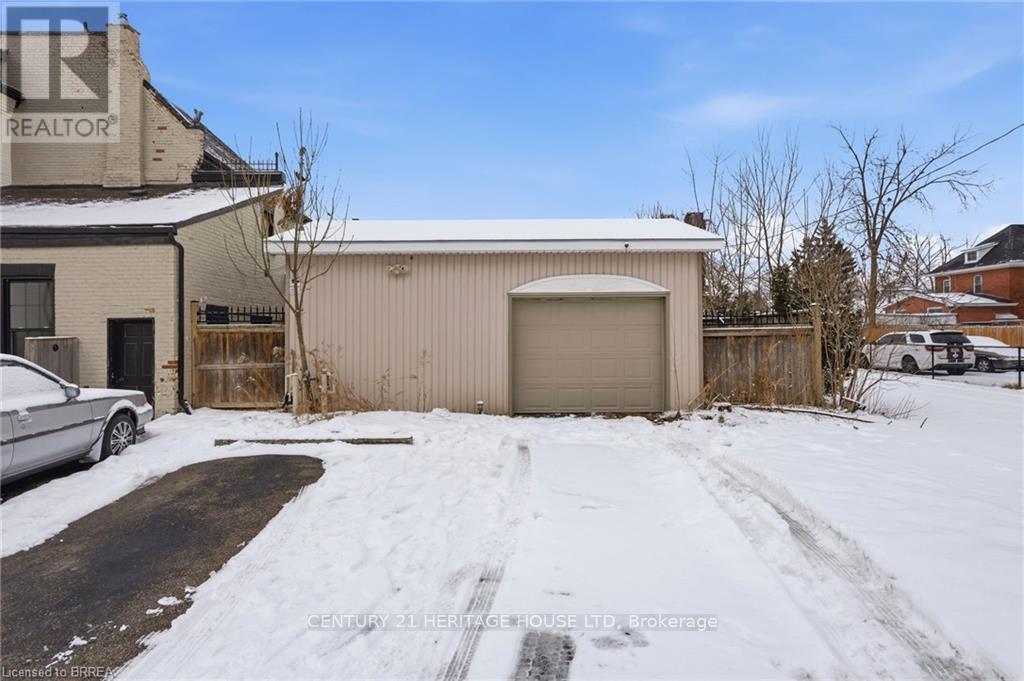 220 Nelson Street, Brantford, Ontario  N3S 4C1 - Photo 31 - X12835650