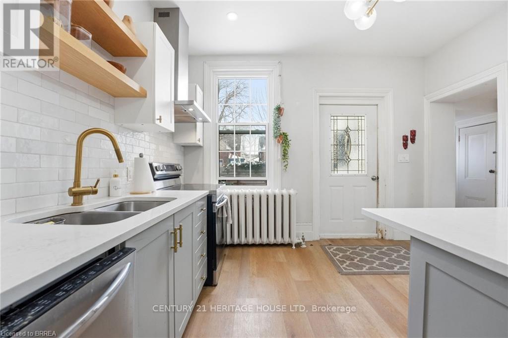 220 Nelson Street, Brantford, Ontario  N3S 4C1 - Photo 6 - X12835650