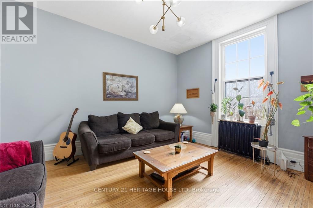 220 Nelson Street, Brantford, Ontario  N3S 4C1 - Photo 8 - X12835650