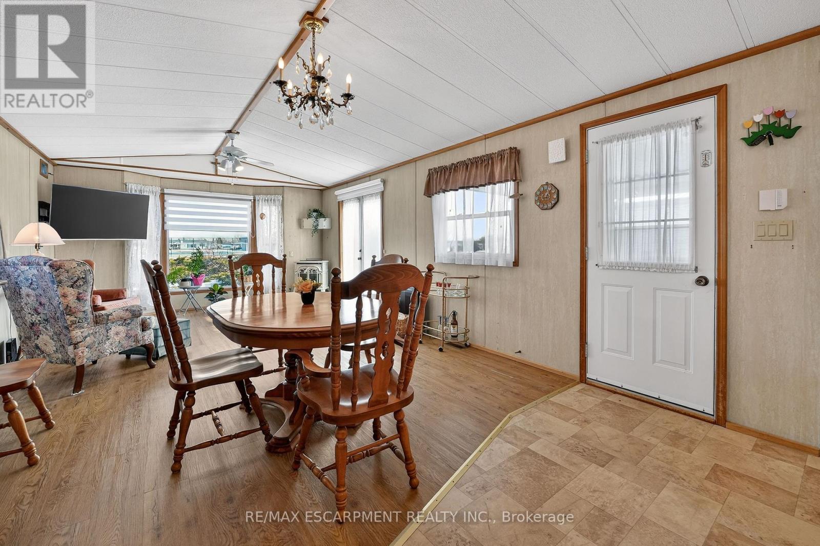 92 - 3033 Townline Road, Fort Erie, Ontario  L0S 1S1 - Photo 6 - X12835672