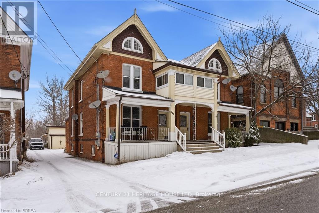 174-176 Darling Street, Brantford, Ontario  N3S 3W6 - Photo 2 - X12835760