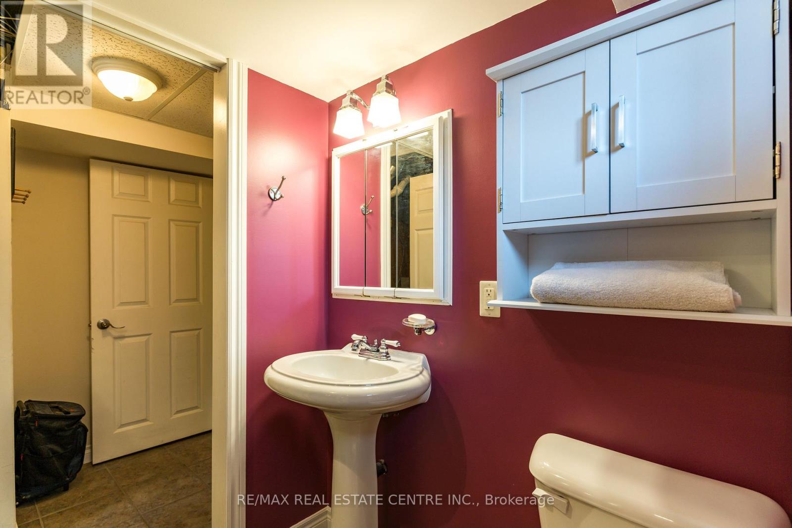 102 Greeningdon Drive, Hamilton, Ontario  L9A 3A7 - Photo 28 - X12835784