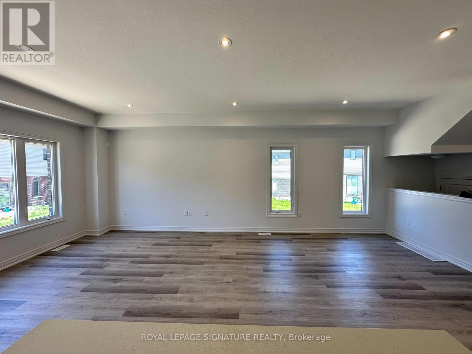 35 - 448 Blackburn Drive N, Brantford, Ontario  N3T 0X2 - Photo 13 - X12835838