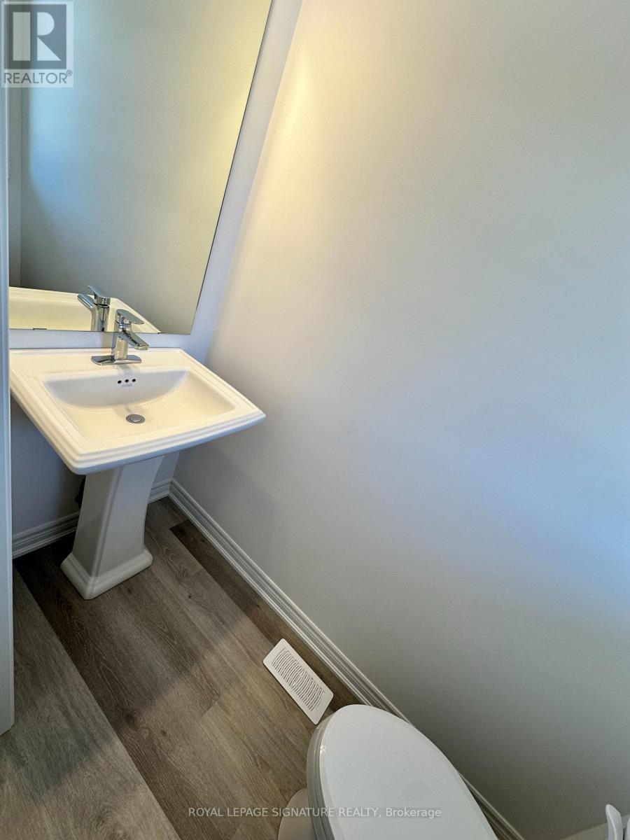 35 - 448 Blackburn Drive N, Brantford, Ontario  N3T 0X2 - Photo 3 - X12835838