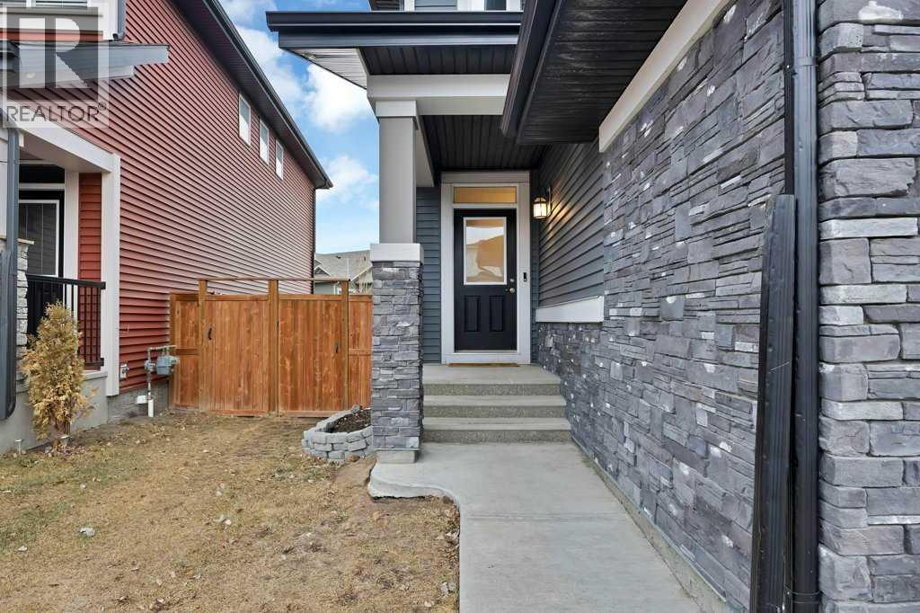 122 Kingfisher Crescent Se, Airdrie, Alberta  T4A 0X6 - Photo 4 - A2285540