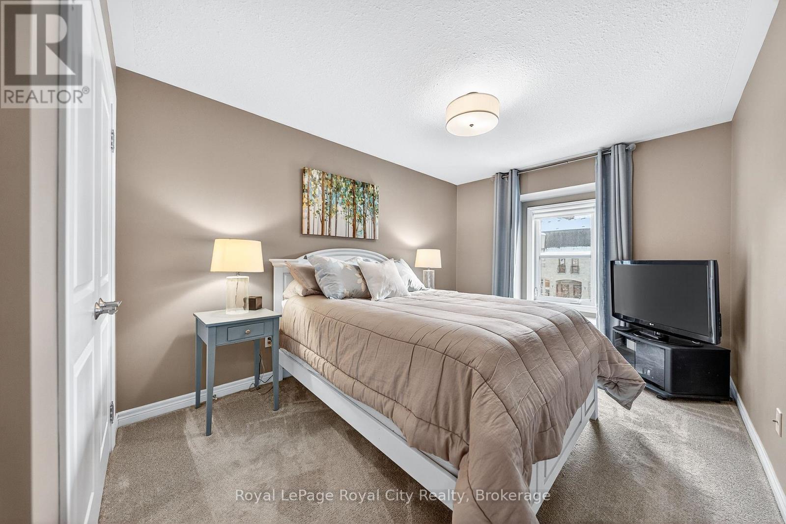 92 Cardigan Street, Guelph, Ontario  N1H 0A4 - Photo 29 - X12827748