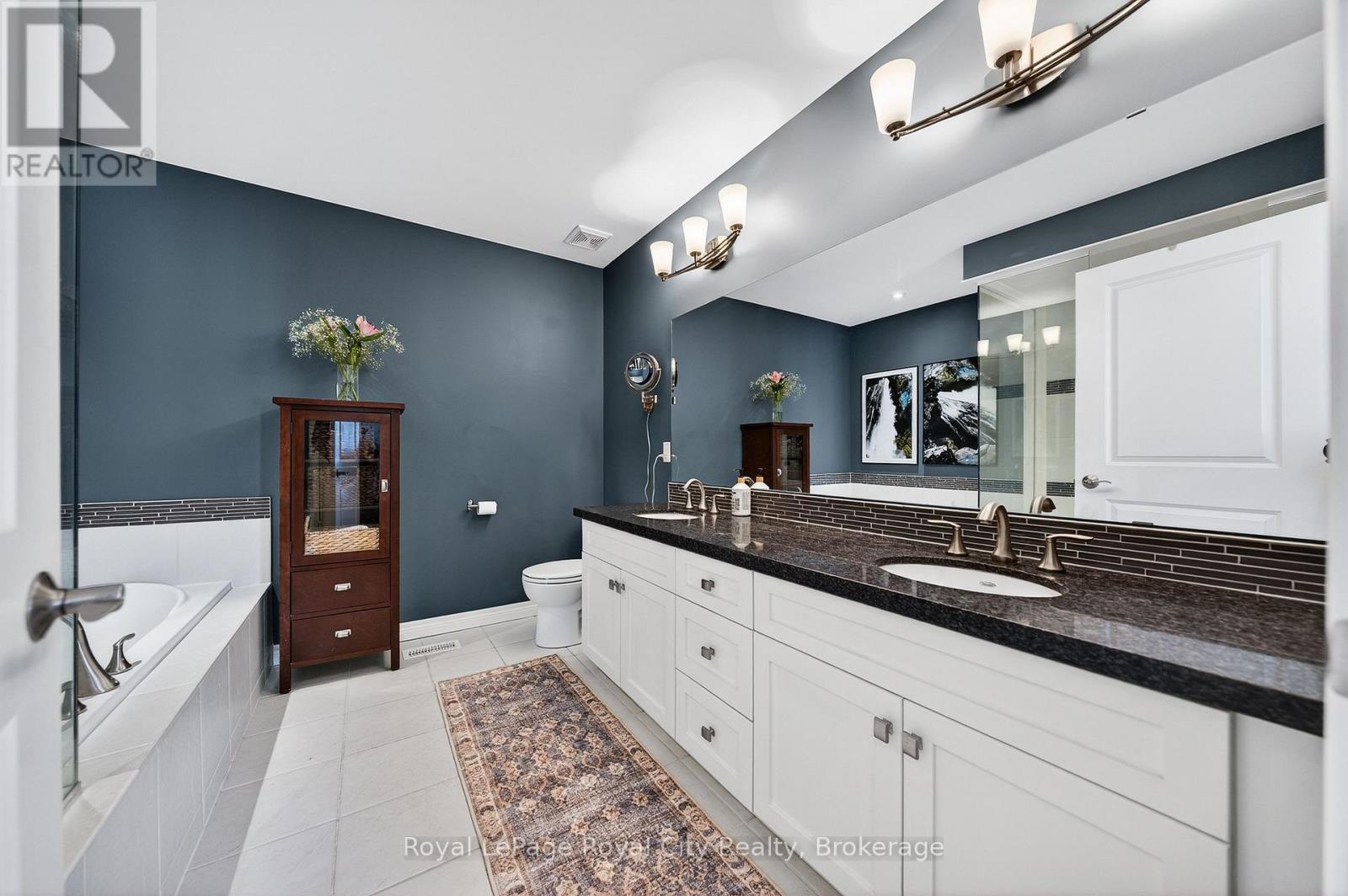 92 Cardigan Street, Guelph, Ontario  N1H 0A4 - Photo 27 - X12827748